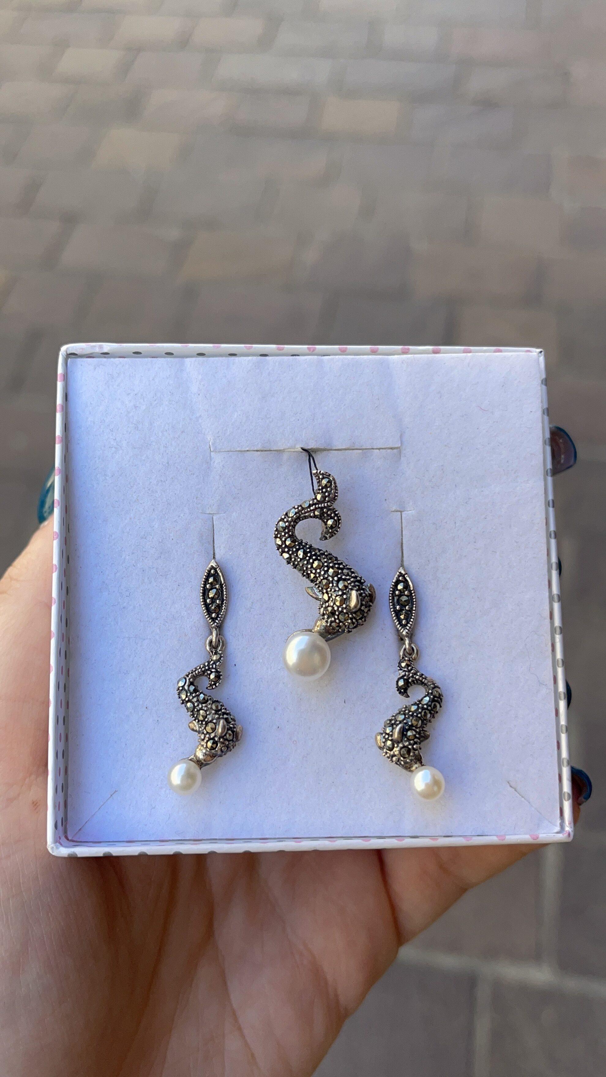 Srebrny komplet delfin z perłą